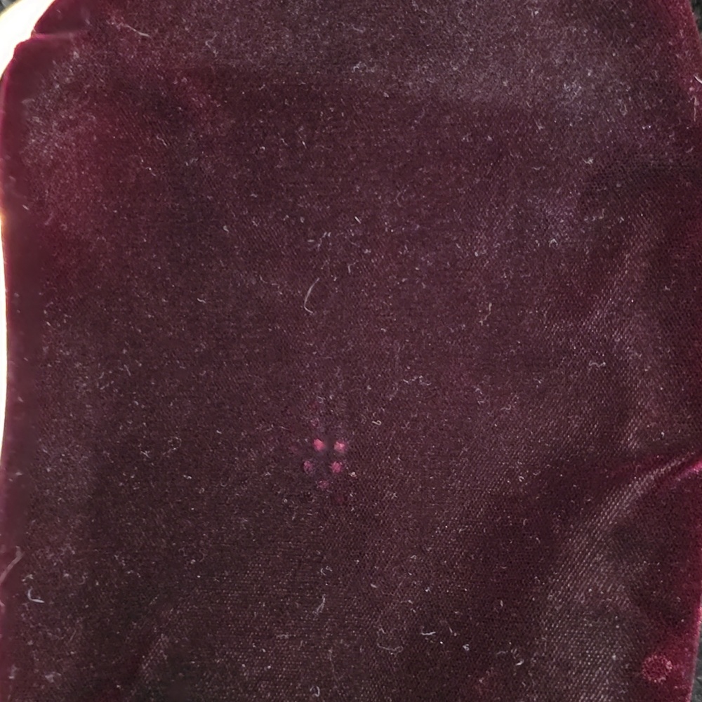 Burgundy velvet vintage purse - Picture 7 of 7